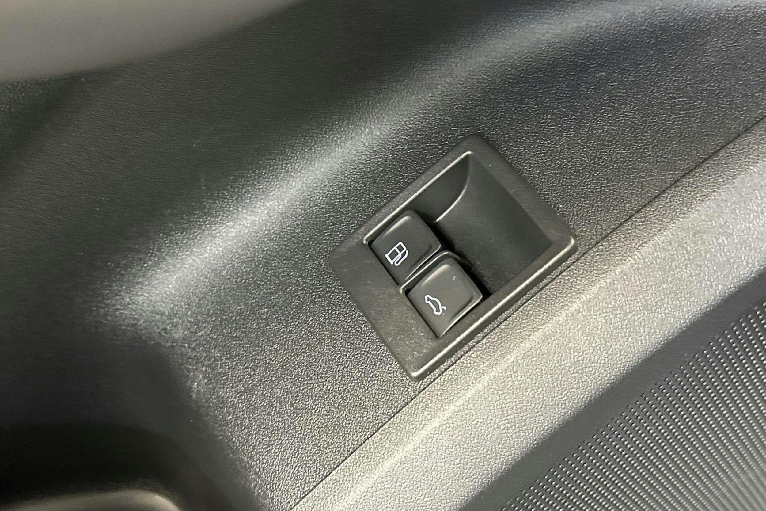 district vihreä Audi Q5 2025 kuva 19.