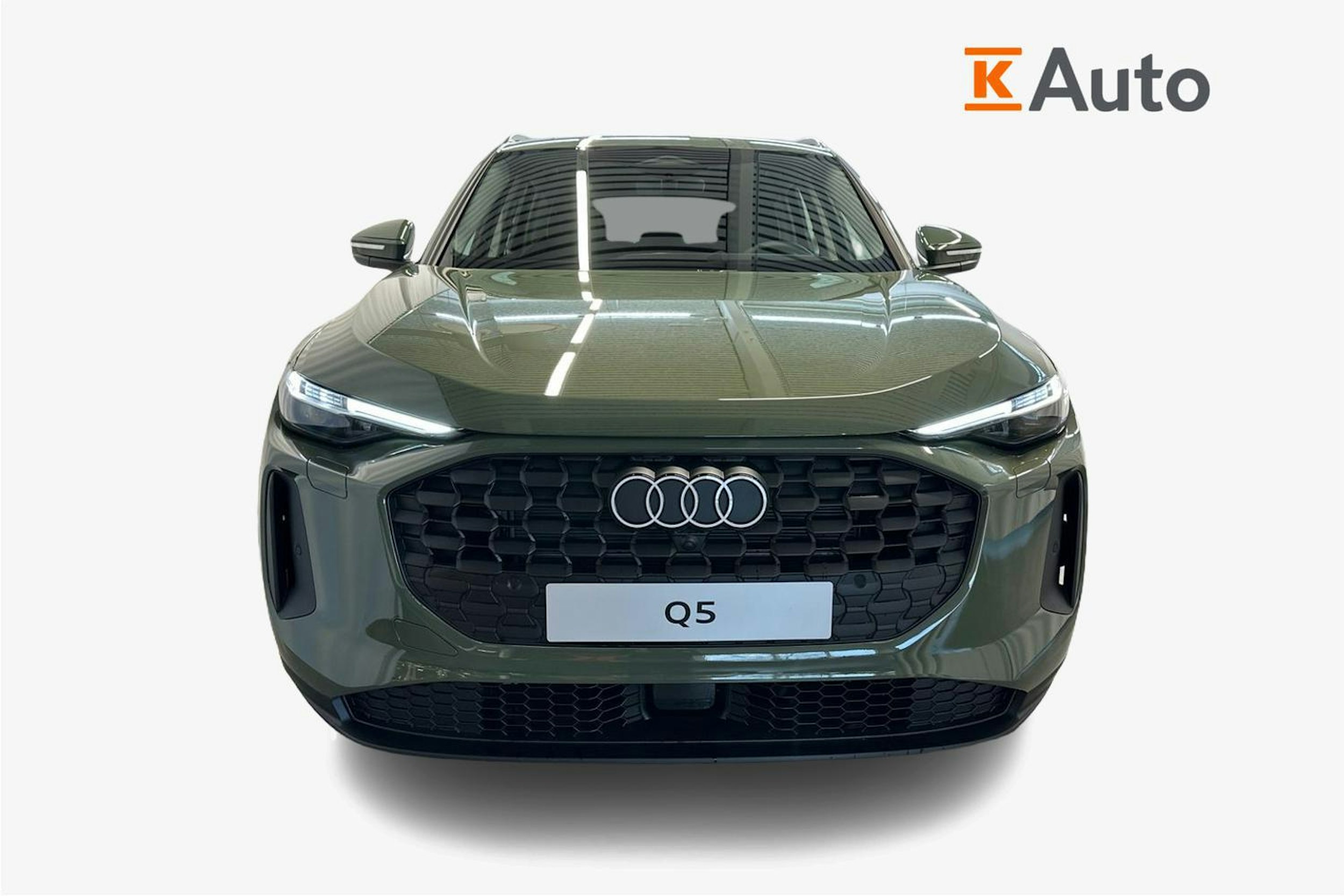 district vihreä Audi Q5 2025 kuva 23.