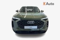 district vihreä Audi Q5 2025 kuva 23.