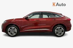 grenadine punainen Audi Q5 2025 kuva 15.