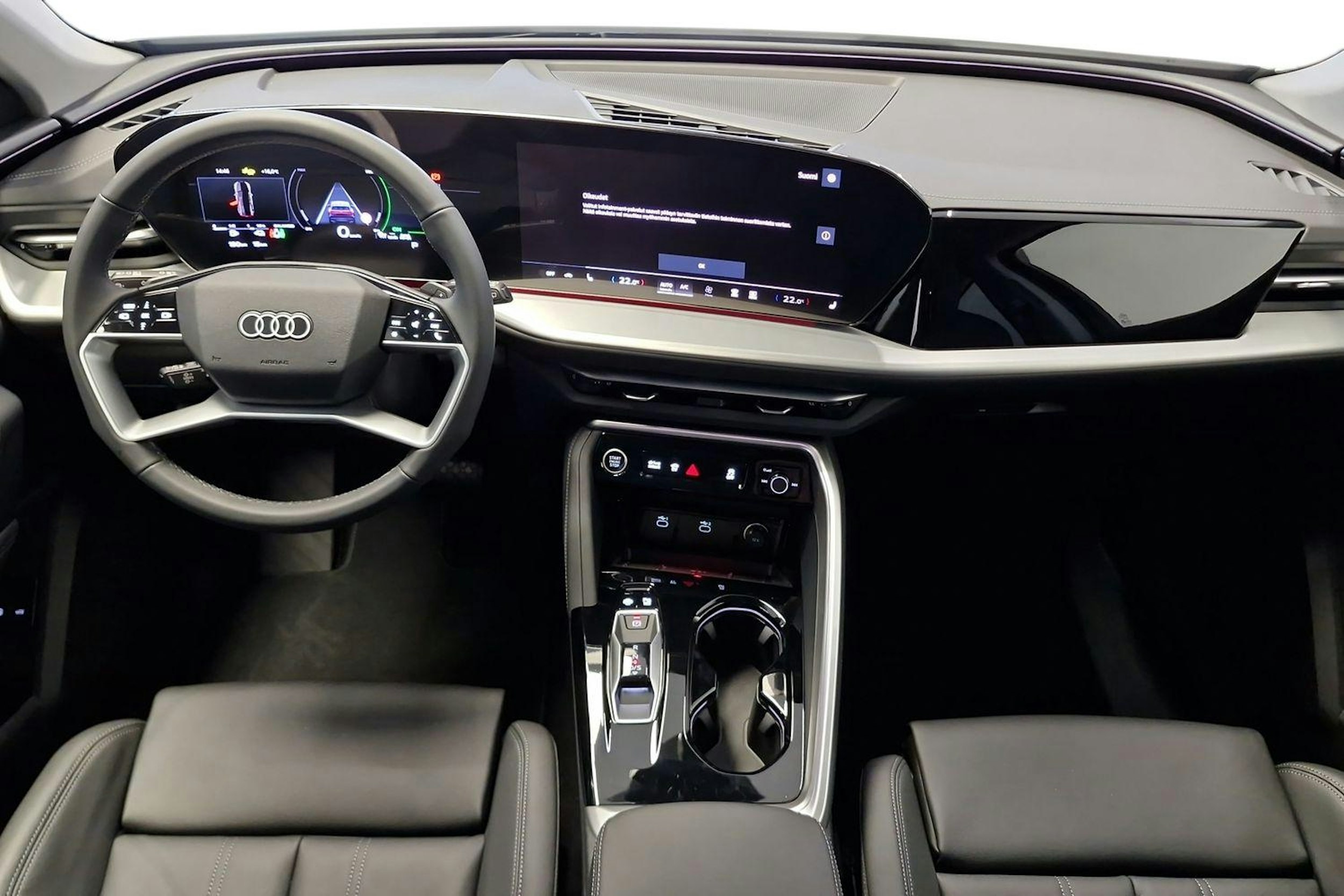 jäätikön valkoinen Audi Q5 2025 kuva 2.