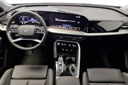 jäätikön valkoinen Audi Q5 2025 kuva 2.