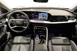 met. harmaa Audi Q5 2025 kuva 7.