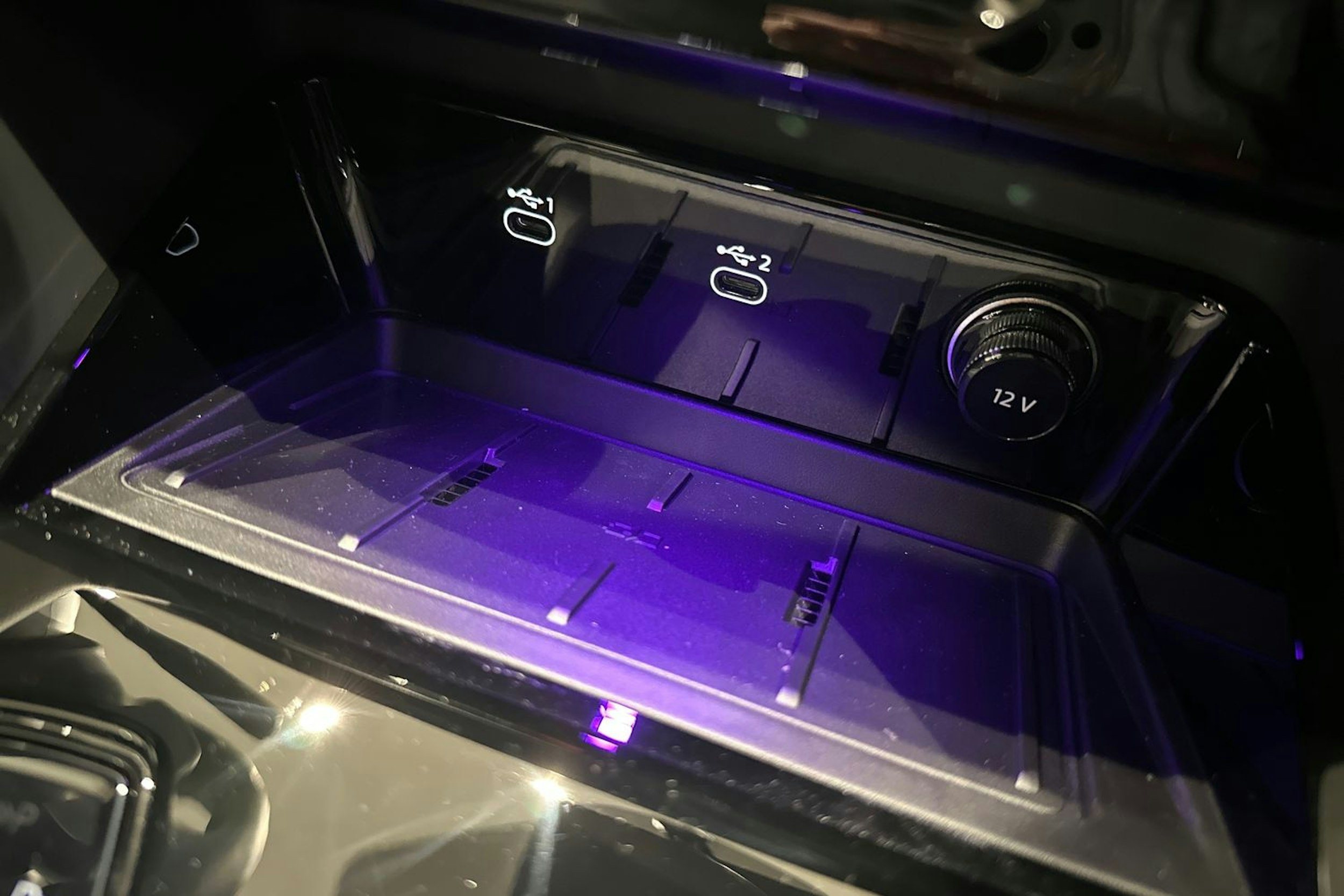 met. harmaa Audi Q5 2025 kuva 22.