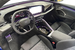 met. sininen Audi Q5 2025 kuva 6.