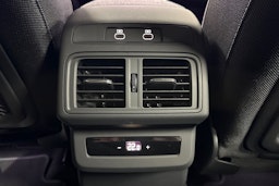 met. sininen Audi Q5 2025 kuva 11.