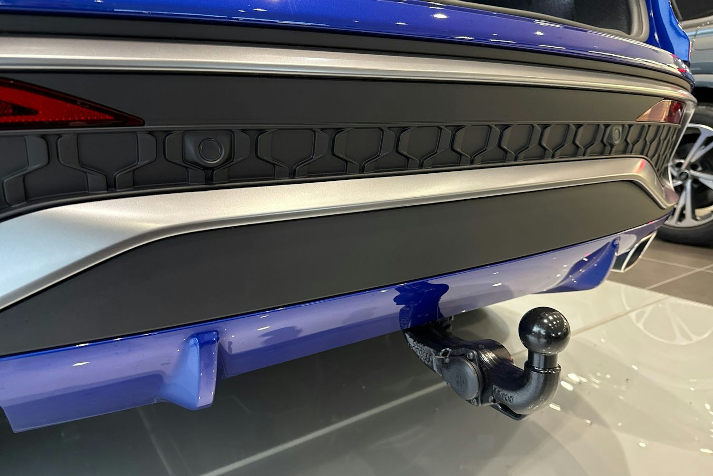 met. sininen Audi Q5 2026 kuva 14.