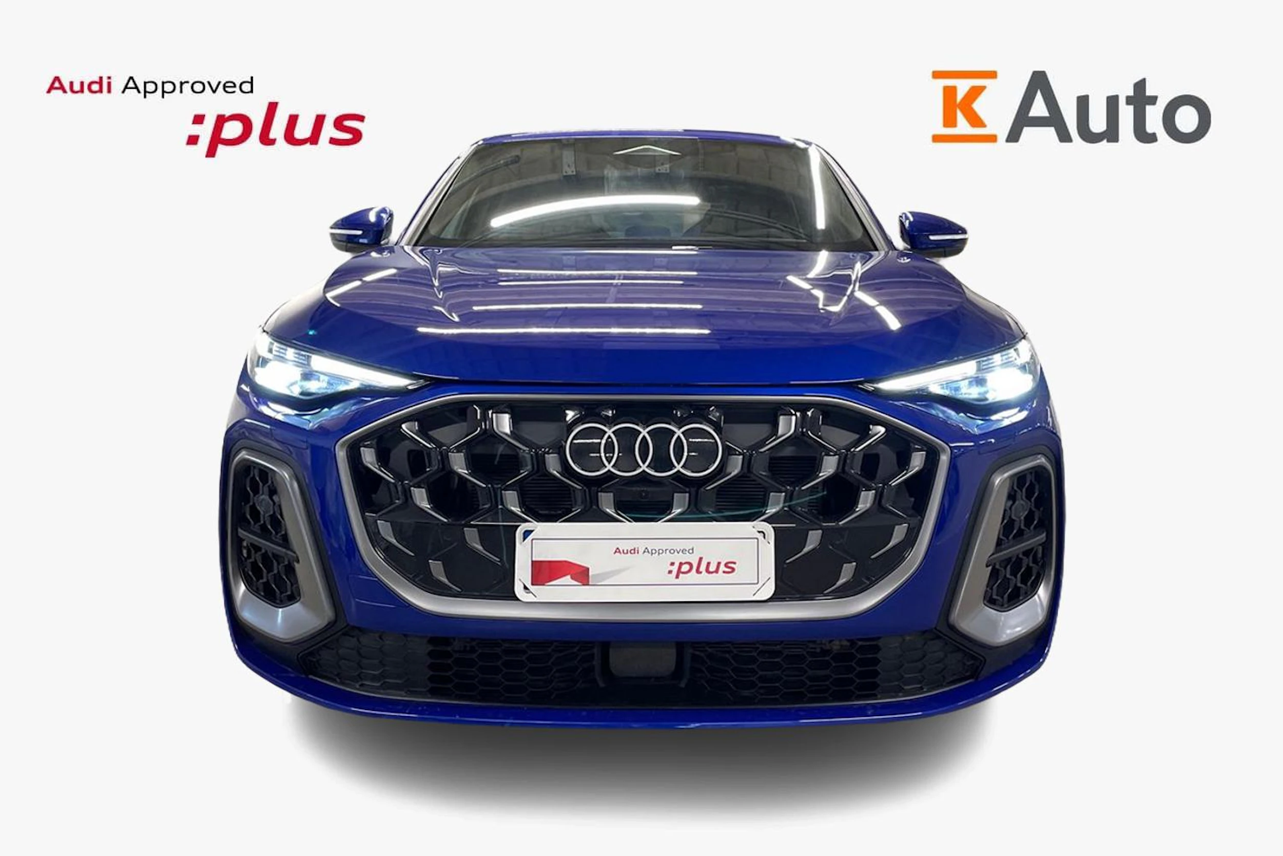 Sininen Audi Q5 2025 kuva 4.