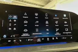 Sininen Audi Q5 2025 kuva 16.