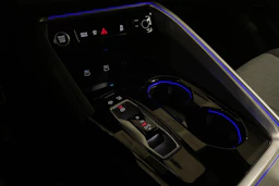 Sininen Audi Q5 2025 kuva 22.