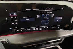 met. punainen Audi Q5 2025 kuva 20.