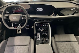 met. harmaa Audi Q5 2025 kuva 7.