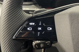 met. harmaa Audi Q5 2025 kuva 15.