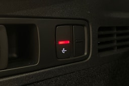 met. harmaa Audi Q5 2025 kuva 23.