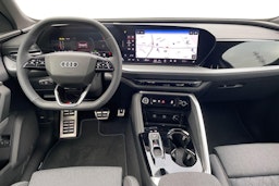 musta Audi Q5 2025 kuva 7.