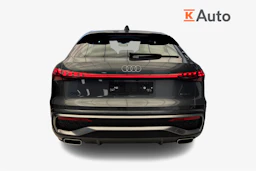 harmaa Audi Q5 2025 kuva 3.