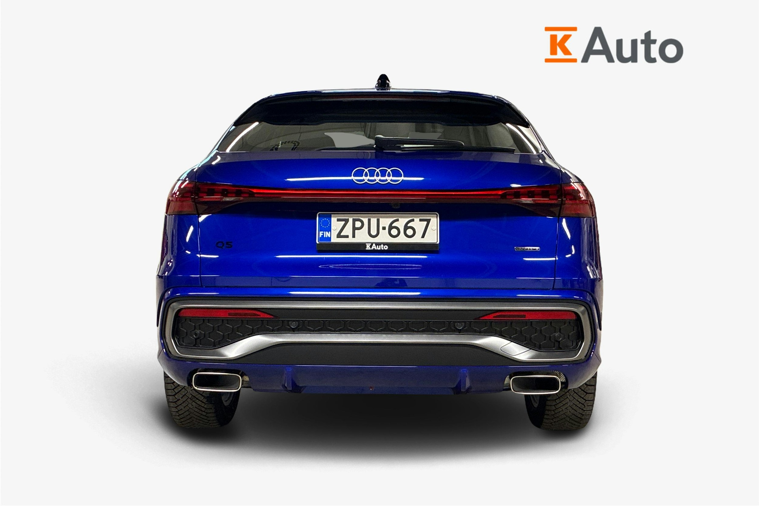 sininen Audi Q5 2025 kuva 3.