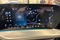 sininen Audi Q5 2025 kuva 12.