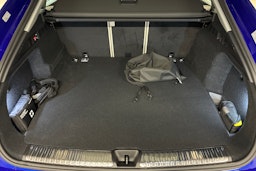 sininen Audi Q5 2025 kuva 15.