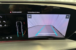 mythos musta Audi Q5 2025 kuva 14.