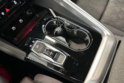 mythos musta Audi Q5 2025 kuva 17.