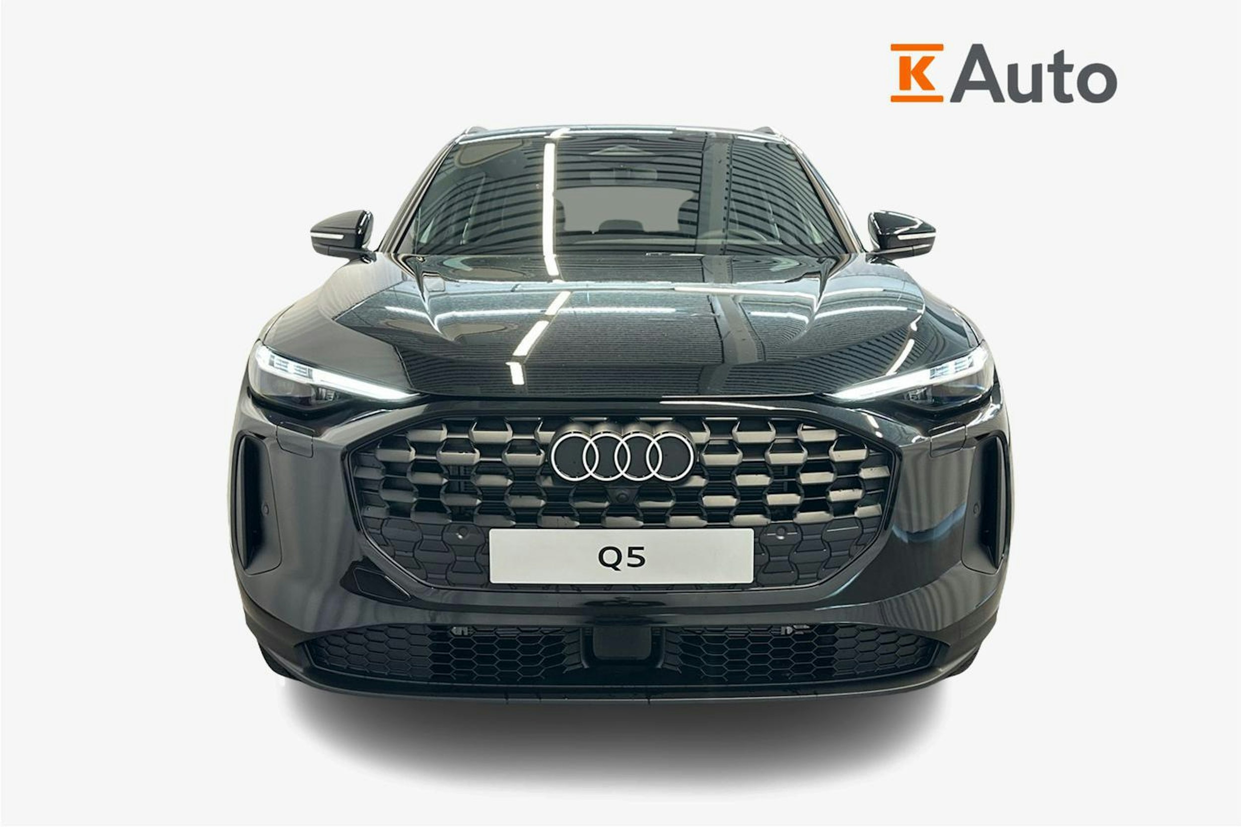 mythos musta Audi Q5 2025 kuva 23.