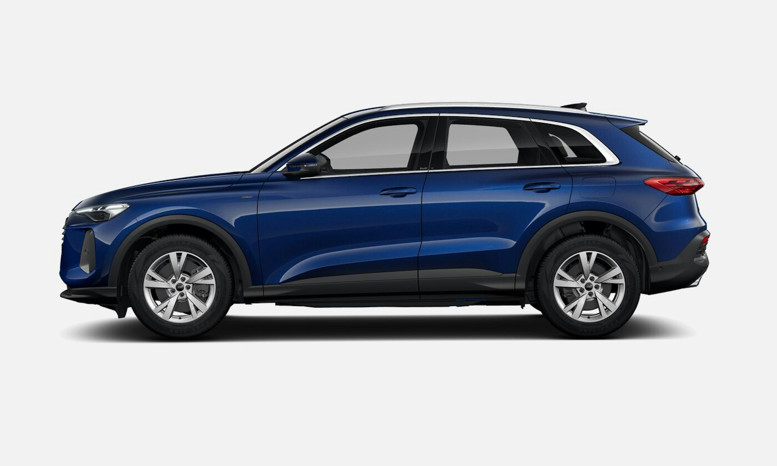 sininen Audi Q5 2025 kuva 2.