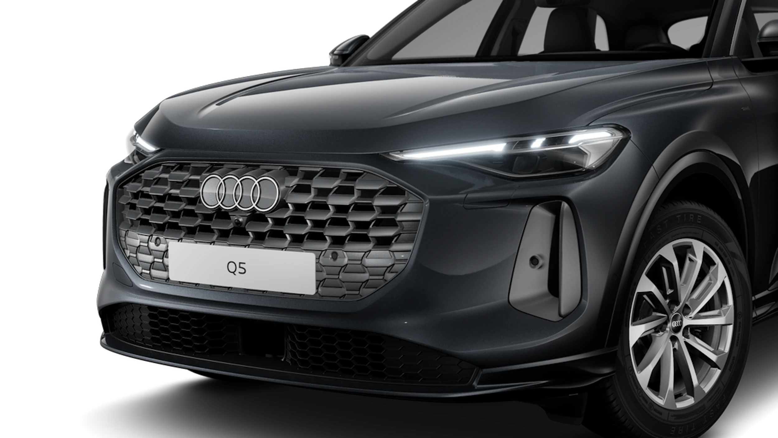Tambora-harmaa, metalliväri Audi Q5 2026 kuva 6.