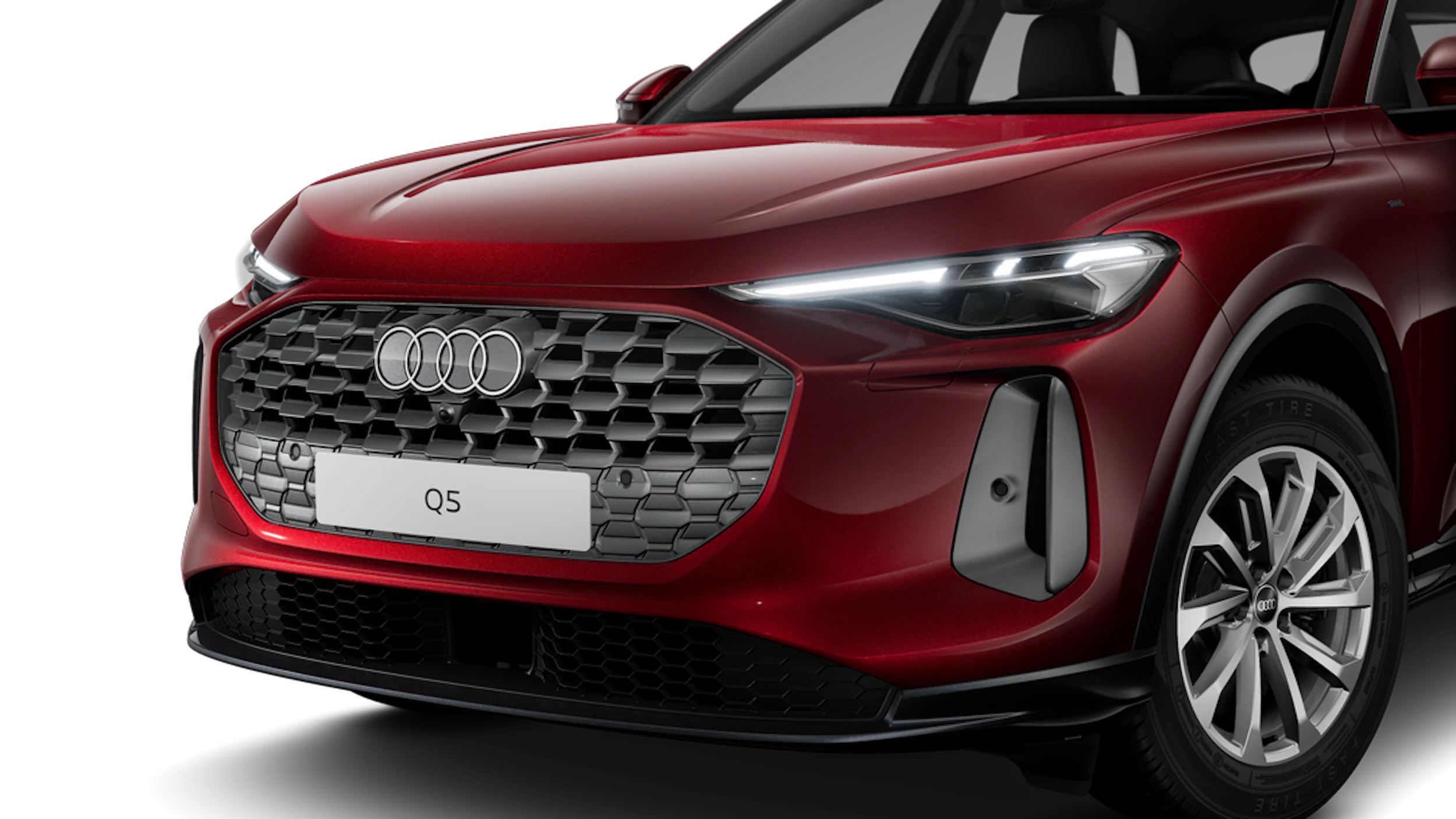 Grenadine-punainen, metalliväri Audi Q5 2026 kuva 6.