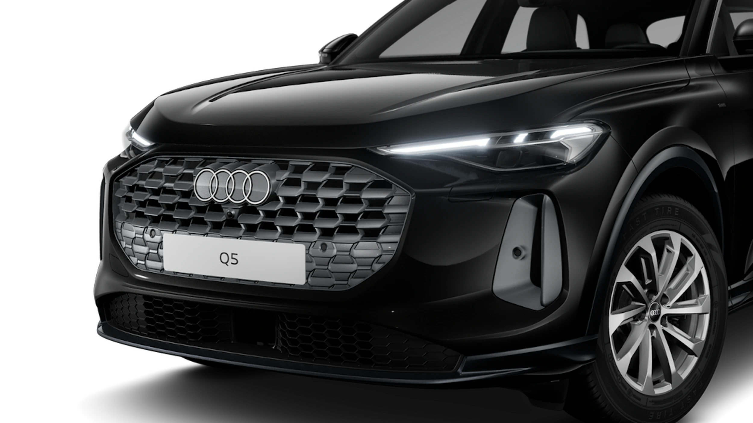 Mythos-musta, metalliväri Audi Q5 2026 kuva 6.