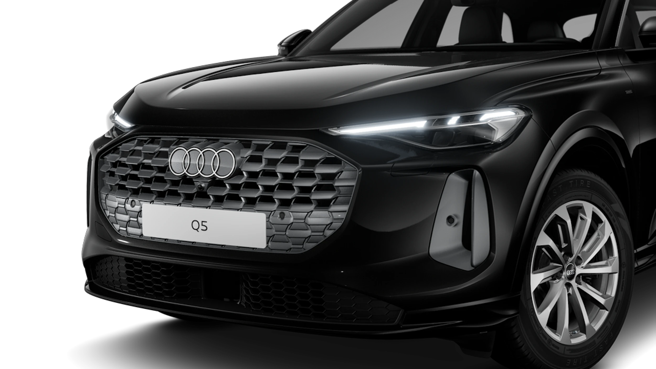 Mythos-musta, metalliväri Audi Q5 2026 kuva 6.