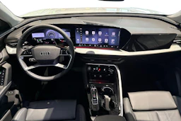met. valkoinen Audi Q5 2026 kuva 7.
