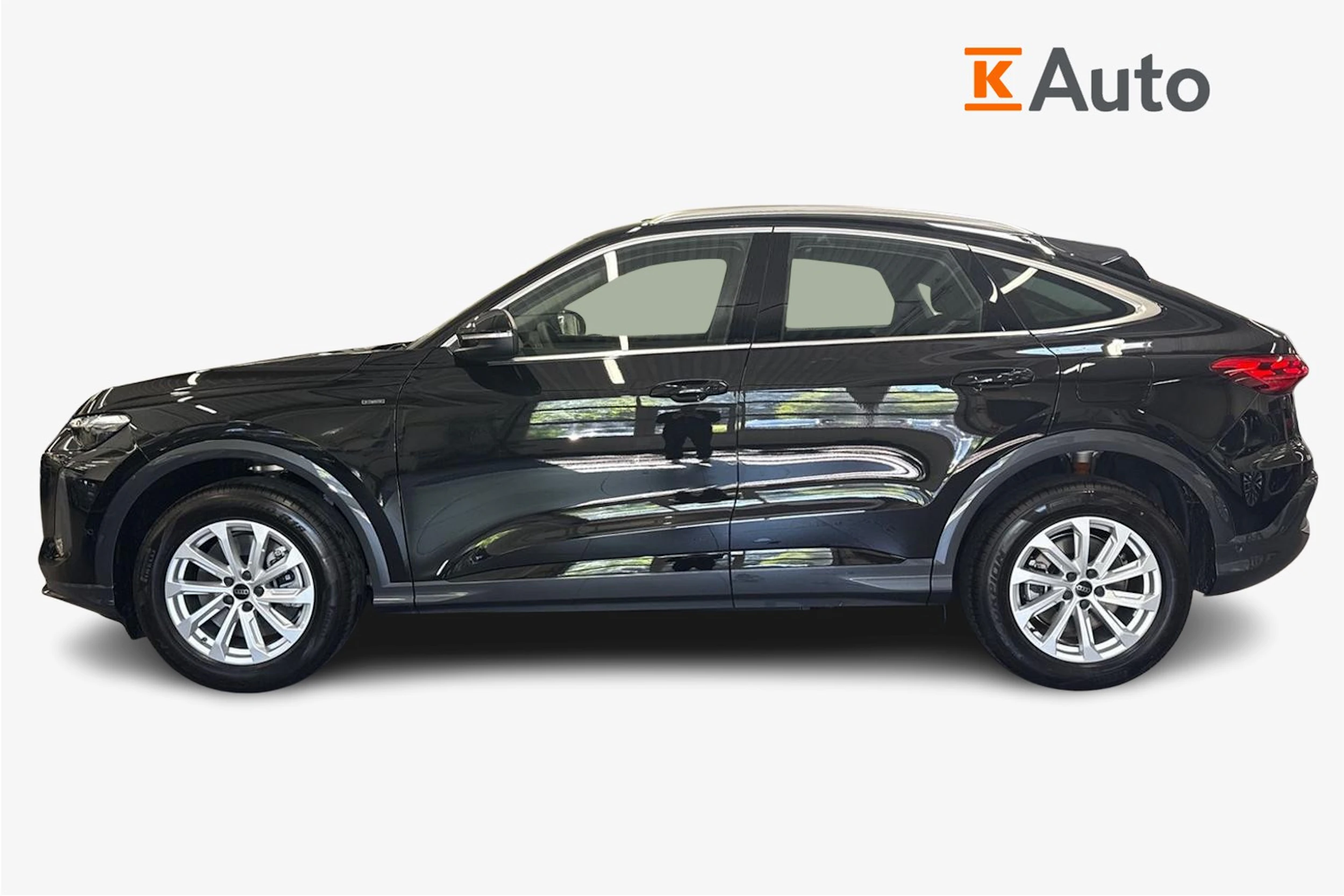 met. musta Audi Q5 2026 kuva 5.
