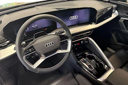 met. musta Audi Q5 2026 kuva 6.