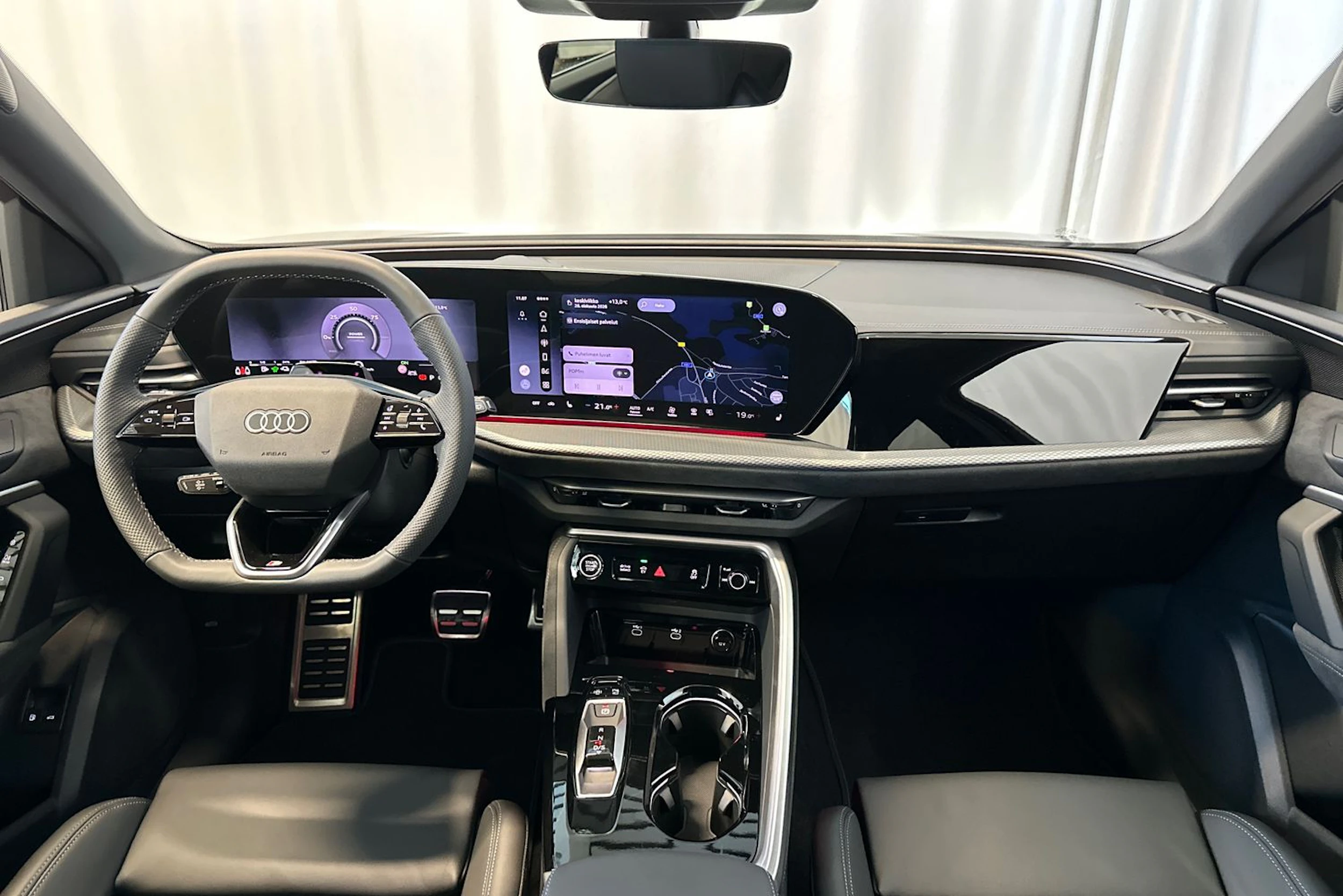 met. harmaa Audi Q5 2026 kuva 10.