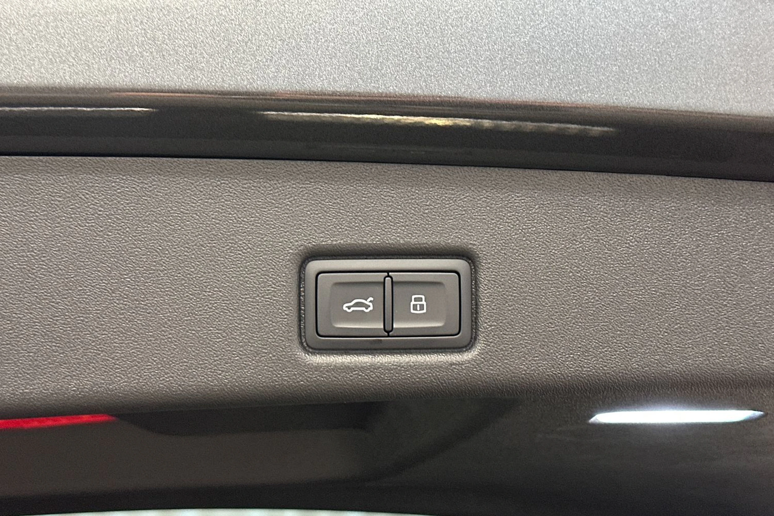 met. harmaa Audi Q5 2026 kuva 14.