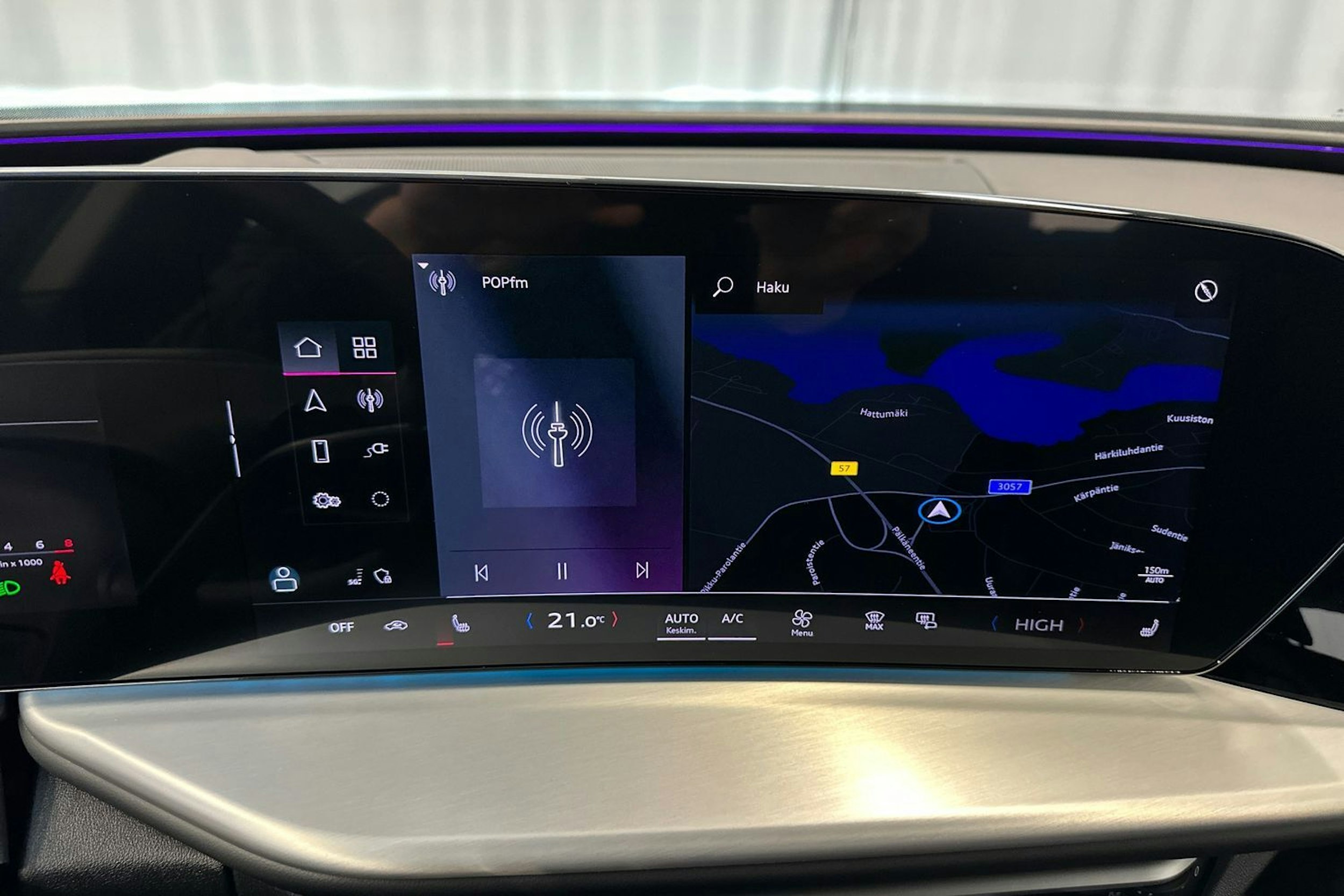 tambora harmaa Audi Q5 2026 kuva 11.