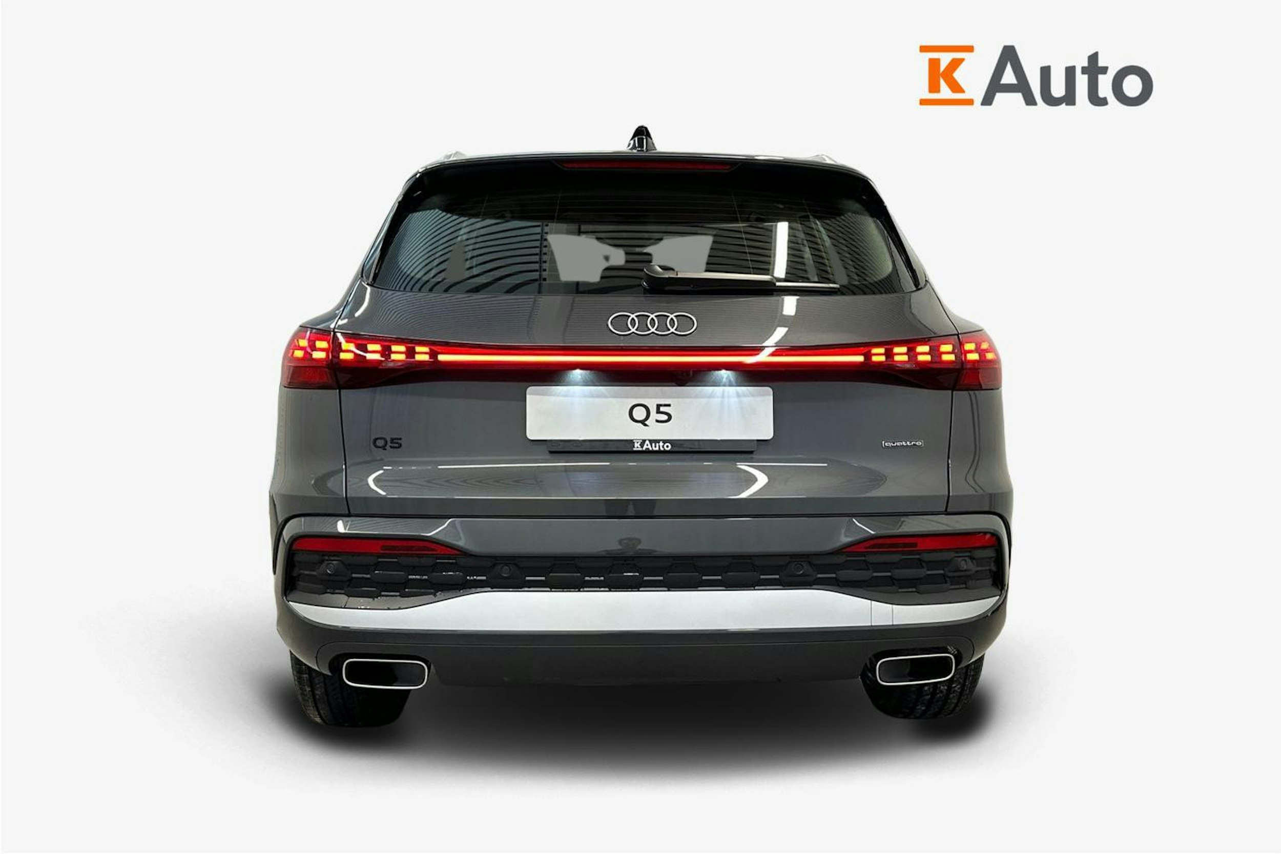 tambora harmaa Audi Q5 2026 kuva 25.