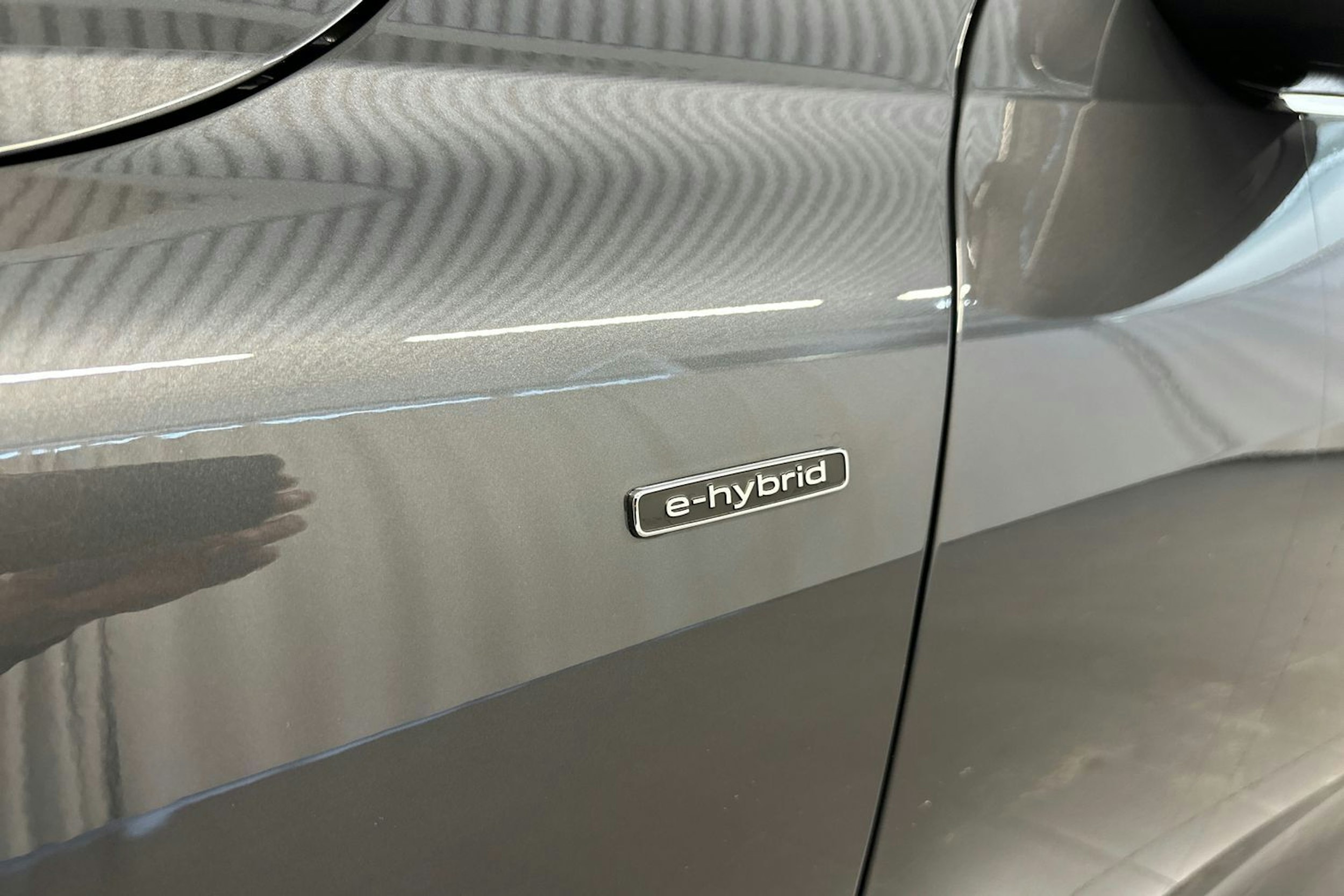 tambora harmaa Audi Q5 2026 kuva 29.