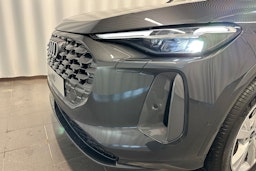 tambora harmaa Audi Q5 2026 kuva 31.