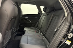 met. musta Audi Q5 2026 kuva 14.