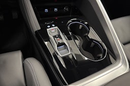 met. musta Audi Q5 2026 kuva 24.