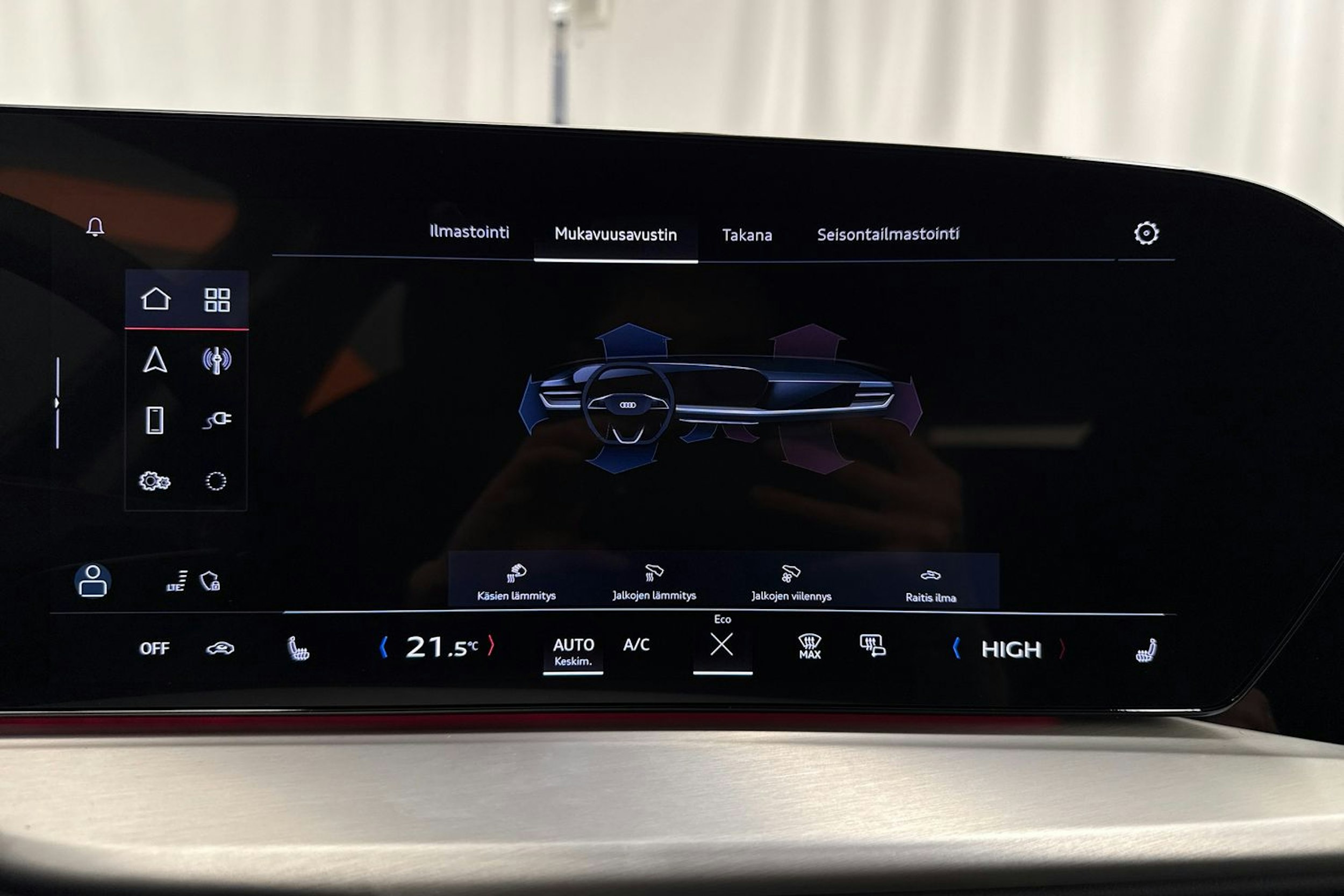 met. musta Audi Q5 2026 kuva 31.