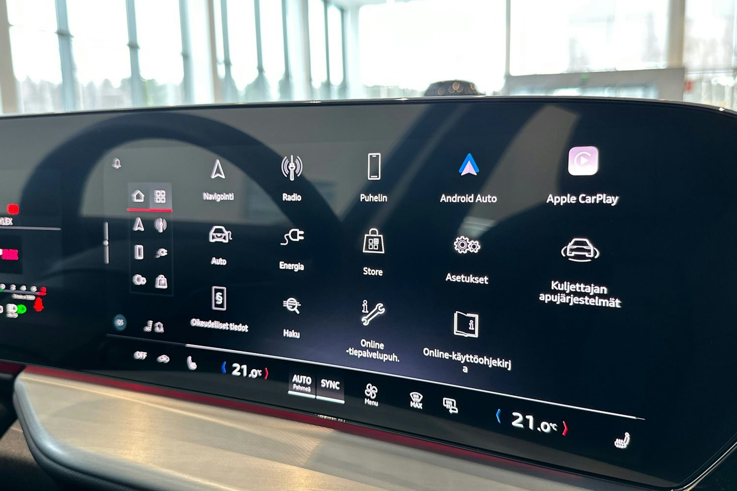 met. harmaa Audi Q5 2026 kuva 15.