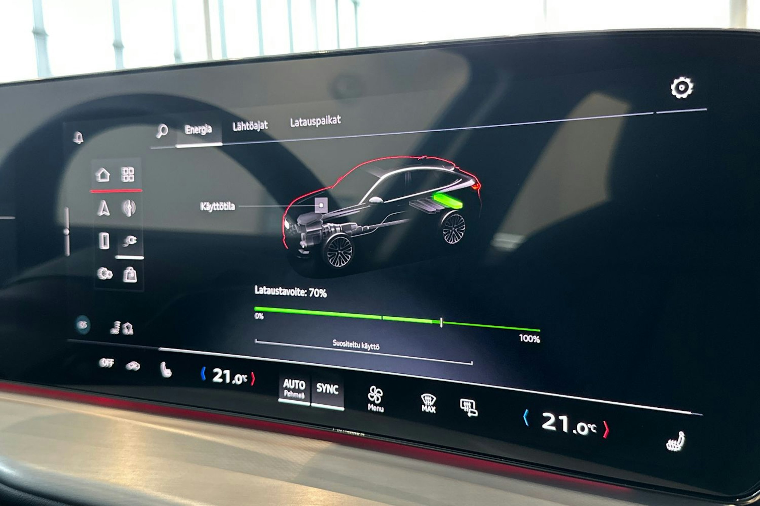 met. harmaa Audi Q5 2026 kuva 17.