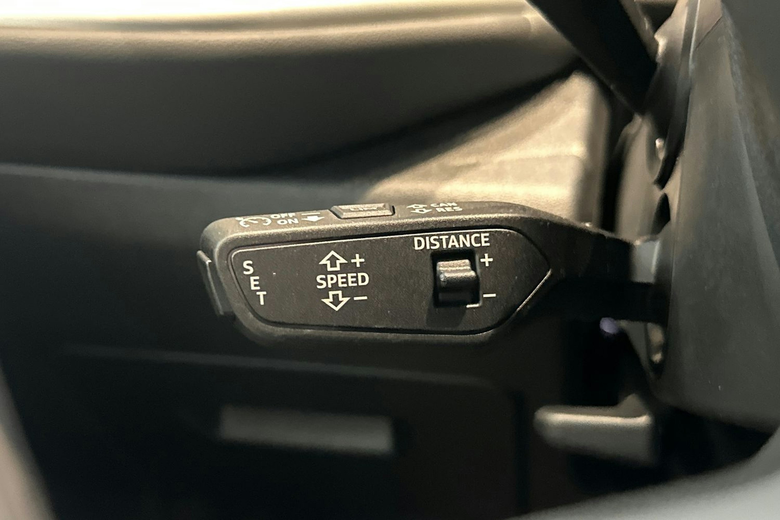 met. harmaa Audi Q5 2026 kuva 22.