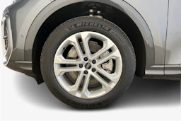 daytona harmaa Audi Q5 2026 kuva 18.