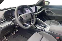 punainen Audi Q5 2026 kuva 6.