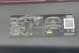 punainen Audi Q5 2026 kuva 14.