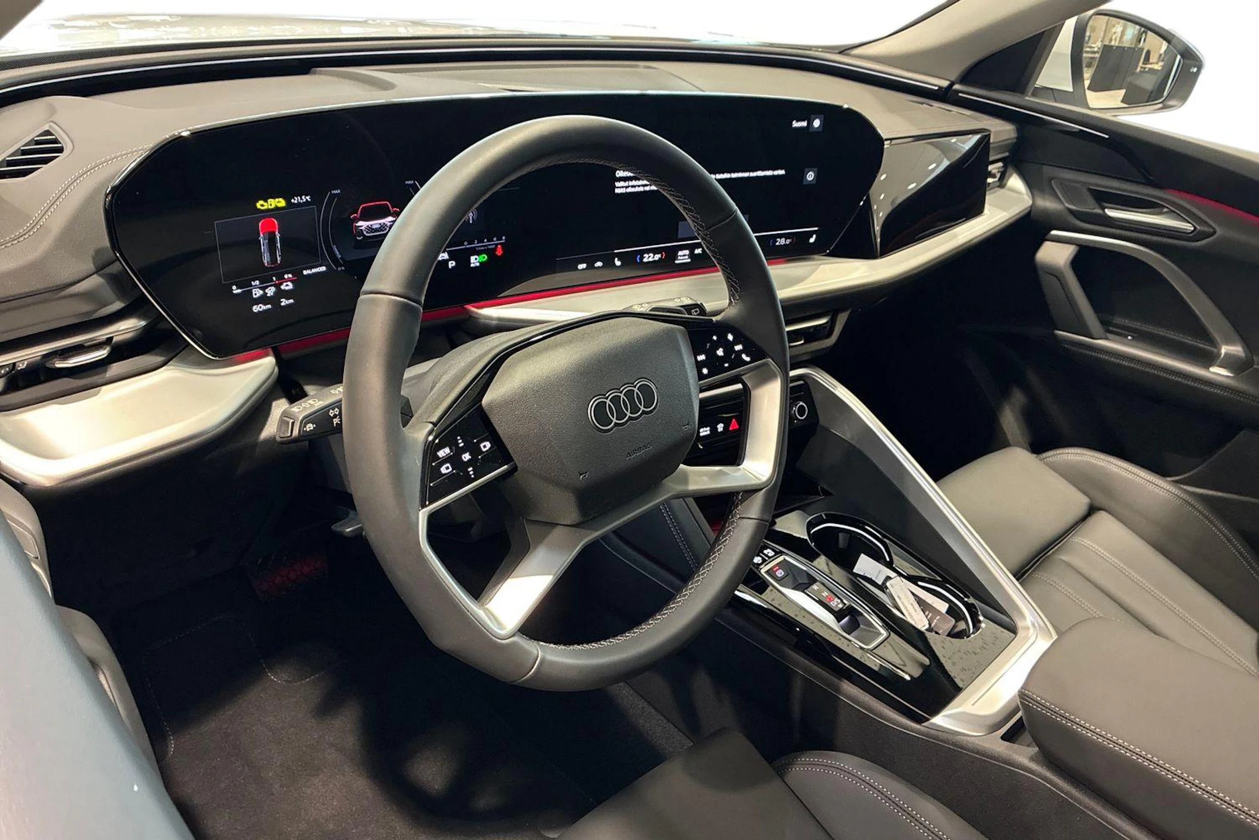 valkoinen Audi Q5 2026 kuva 6.